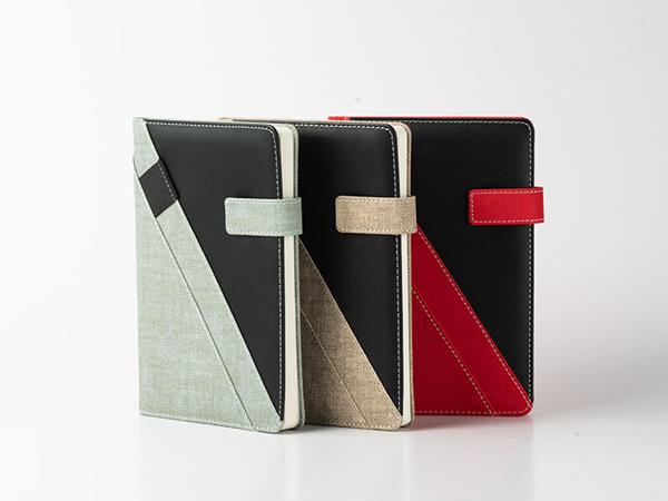 PU Leather notebooks with magnetic buckle, pen holder, contrasting color, 80 dotted pages